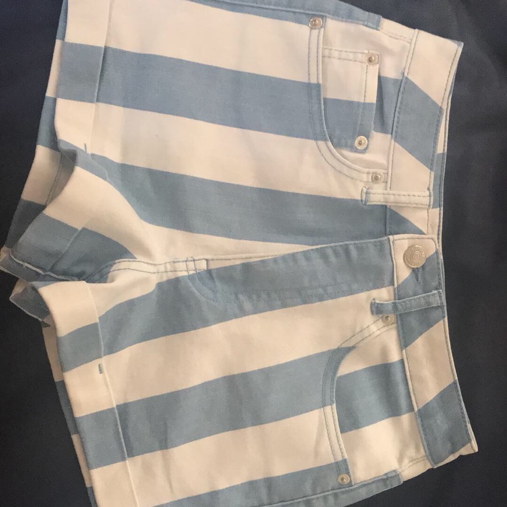 Forever 21 shorts